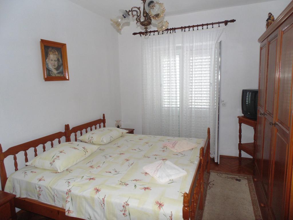 Villa Apartments Mate Cebalo Lumbarda Esterno foto